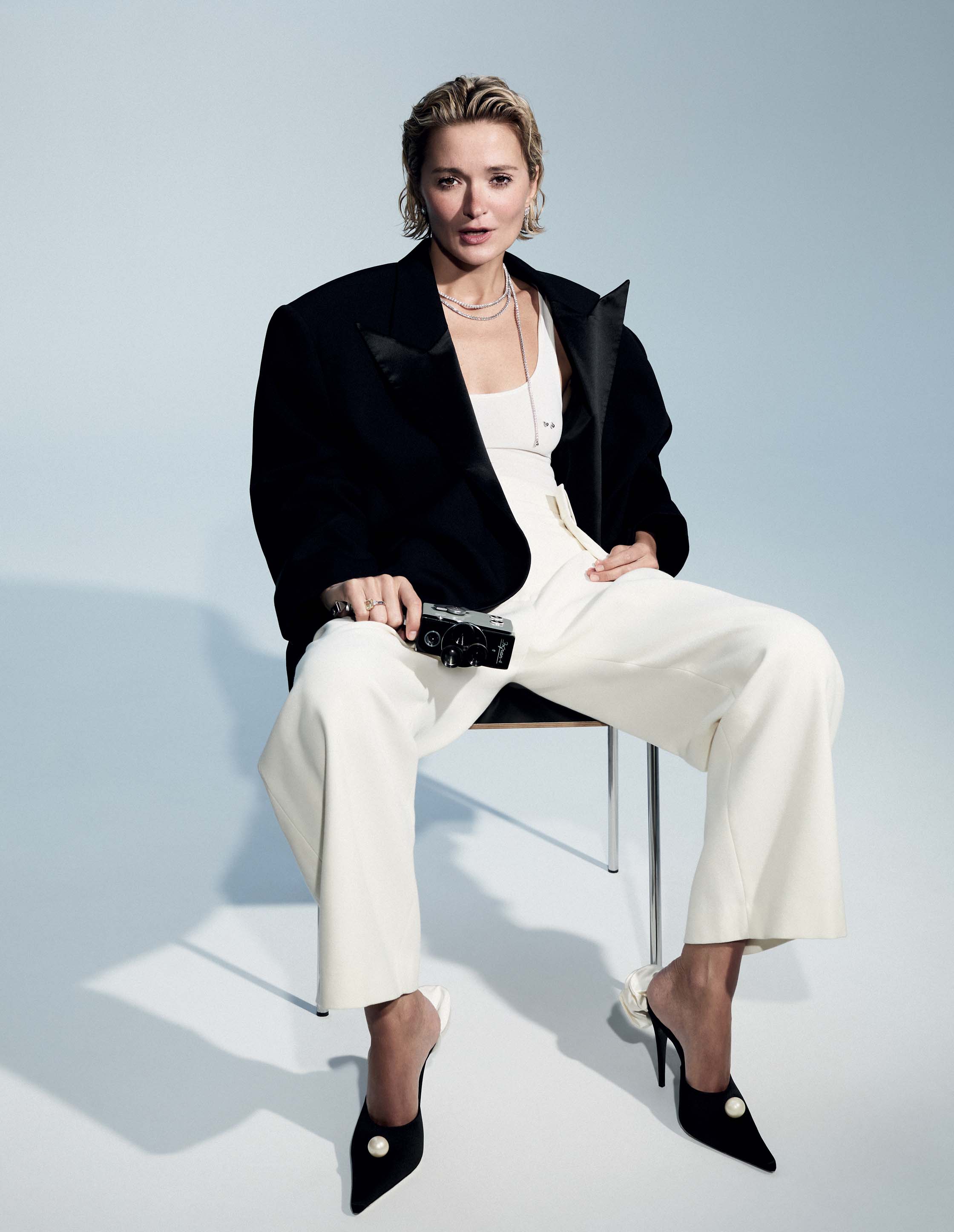 Фото проекта NADEZHDA MIKHALKOVA U MAGAZINE 2025